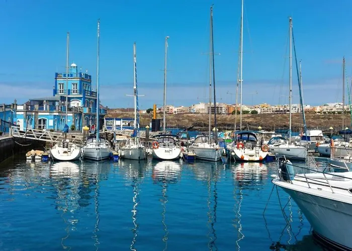 Cream Apartamento, Galletas דירה *